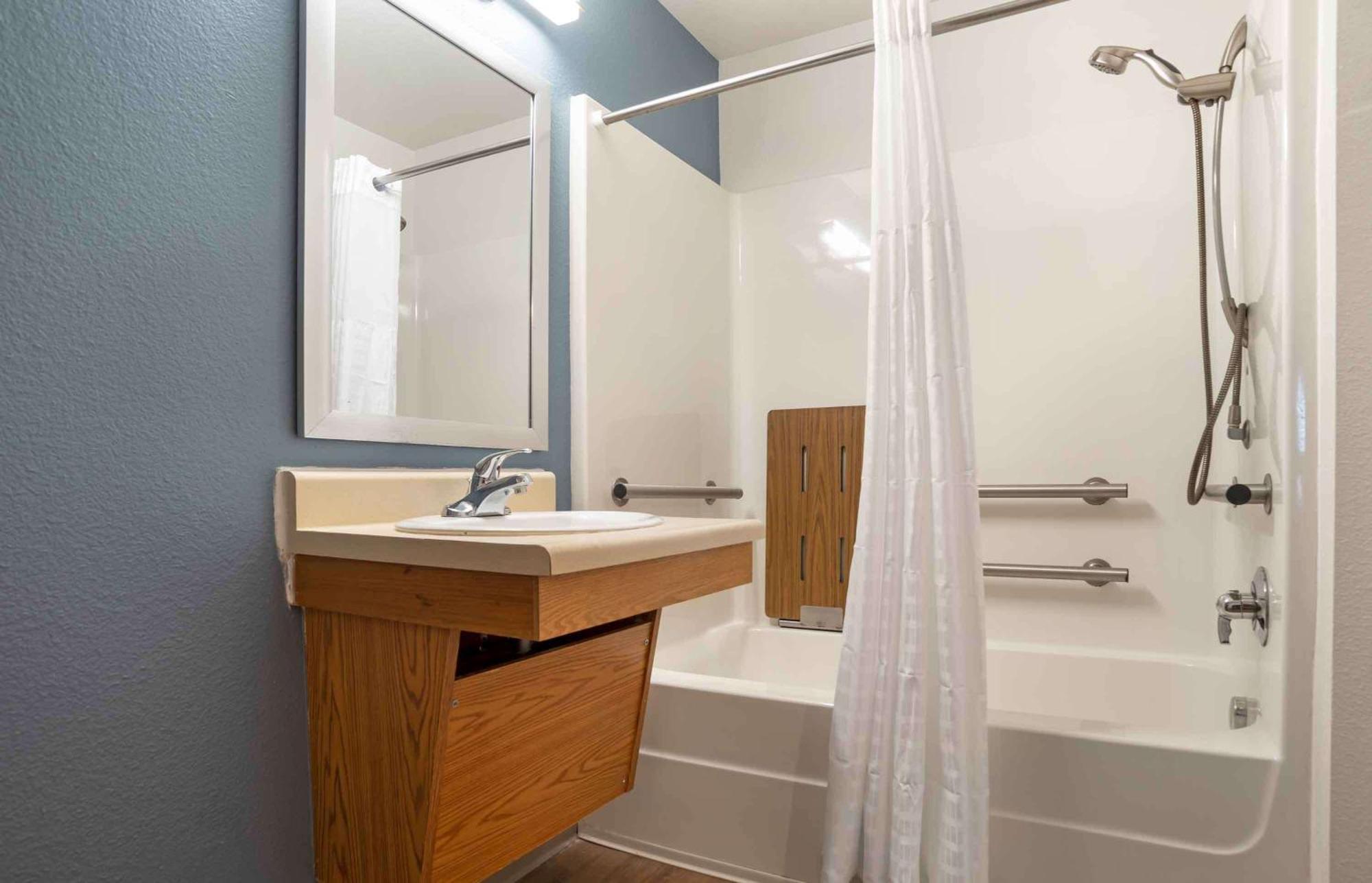 Extended Stay America Select Suites - Cleveland - Avon Esterno foto