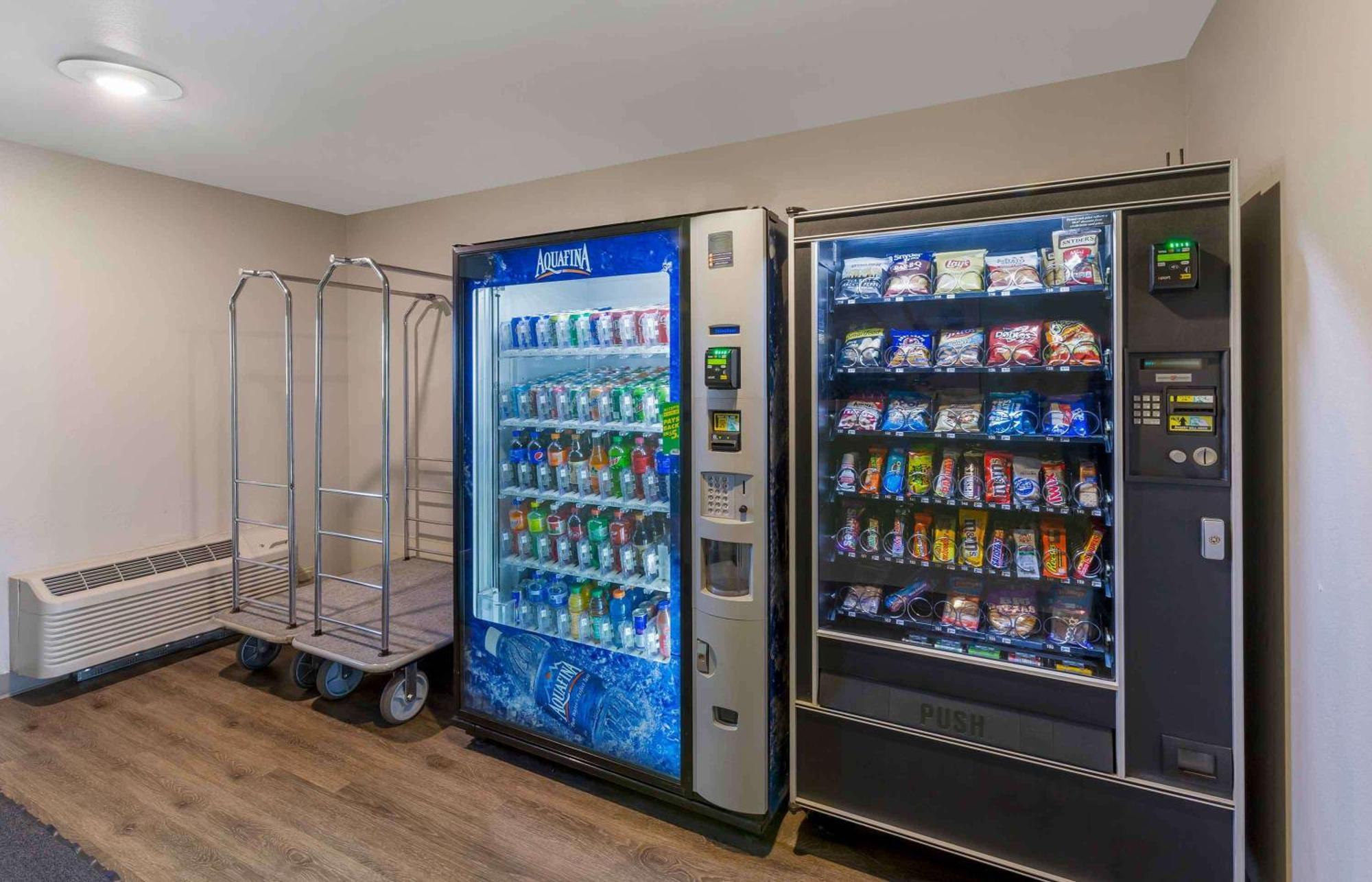 Extended Stay America Select Suites - Cleveland - Avon Esterno foto