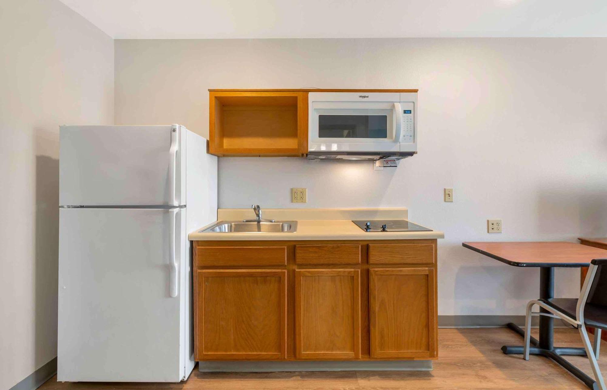 Extended Stay America Select Suites - Cleveland - Avon Esterno foto
