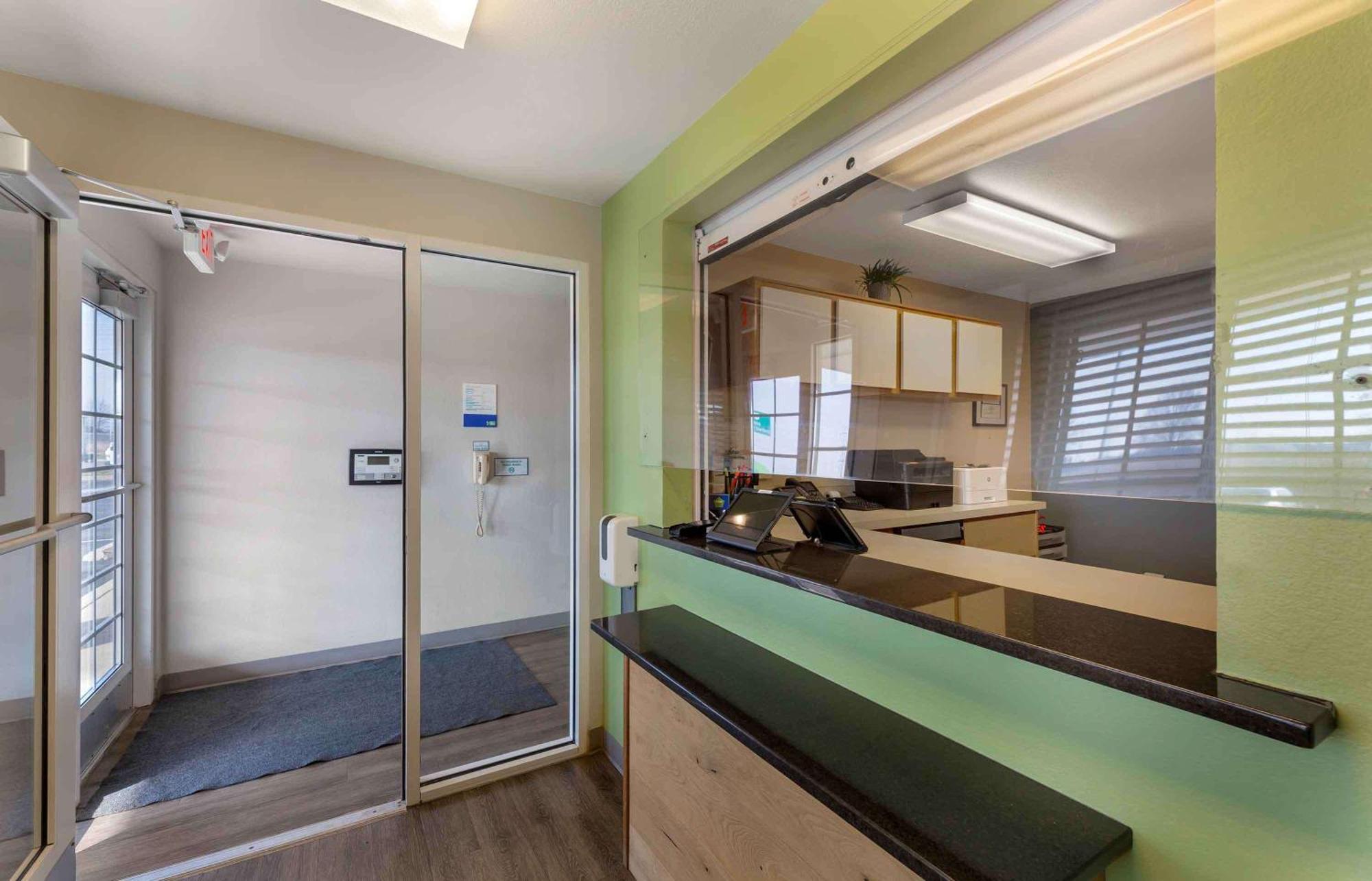 Extended Stay America Select Suites - Cleveland - Avon Esterno foto
